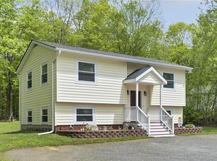1201 Burlingham Rd, Shawangunk, NY 12566