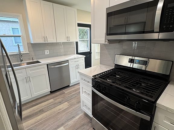 5th image of 2236 Grand Ave #2236
