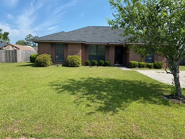1704 Ashton Dr — Photo 11