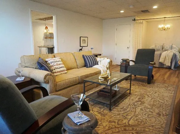 112 S Main St #202, Madisonville, KY 42431