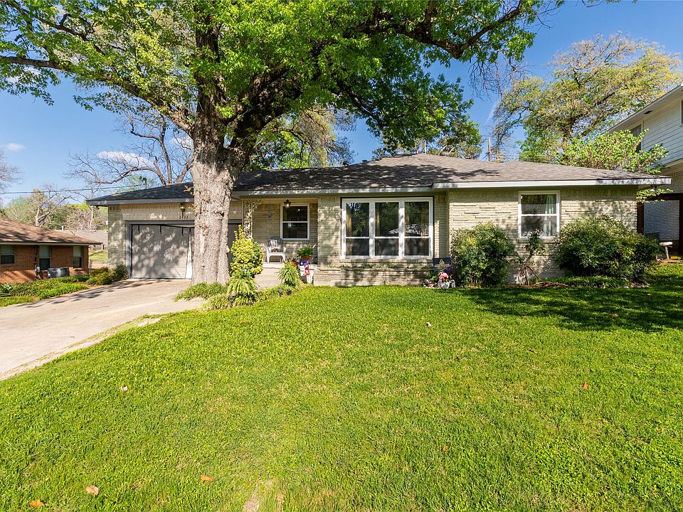 1st image of 2422 Santa Cruz Dr
