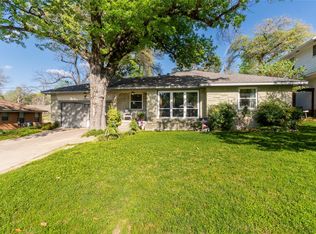 2422 Santa Cruz Dr, Dallas, TX 75227