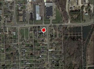 4675 Hatchery Rd, Waterford, MI 48329