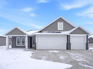 428 Audrey Dr, Mapleton, ND 58059