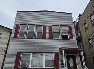 218 Seaview Ave #2F, Jersey City, NJ 07305