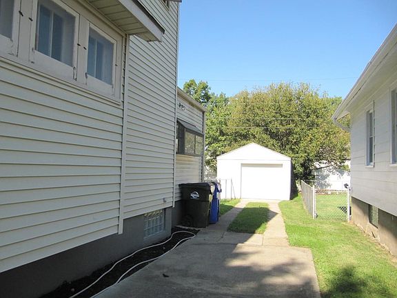 2nd image of 1804 Morey Ave
