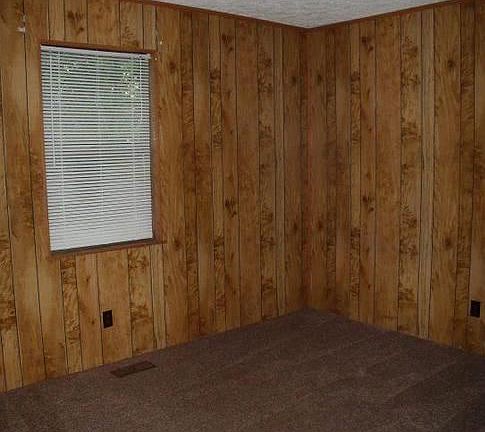 3rd image of 159 Dogwood Ave
