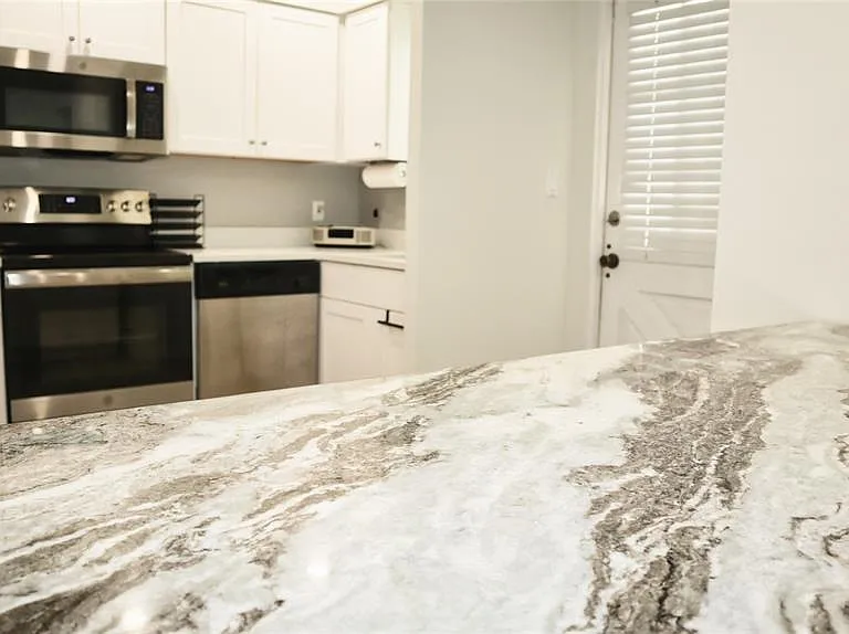 2118 Michele Dr — Photo 15