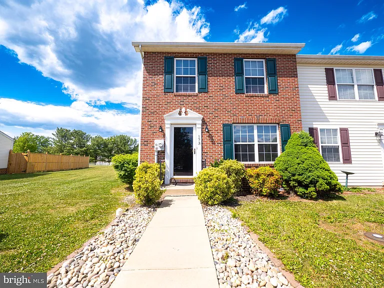 173 Equestrian Dr — Photo 1