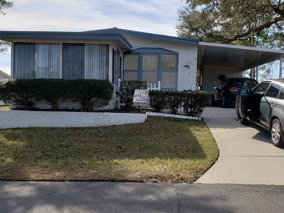 1st image of 6713 Lakewood Dr #141