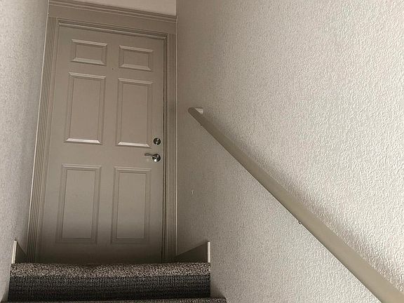 Entry Stairwell