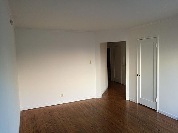 2nd image of 275 25th Ave APT 1