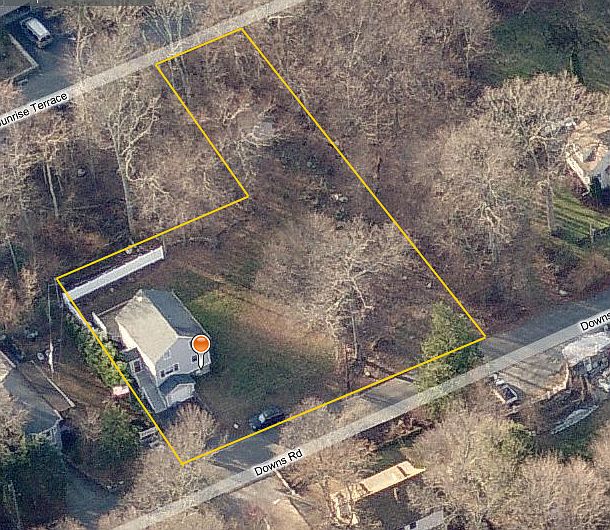 Approximate Property Lines, Front View