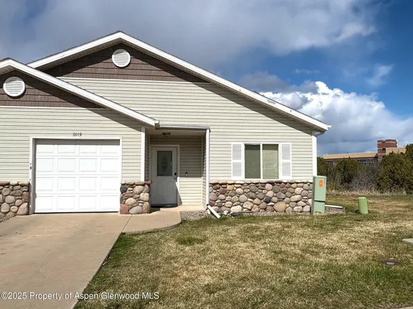 119 Angelica Cir, Parachute, CO 81635