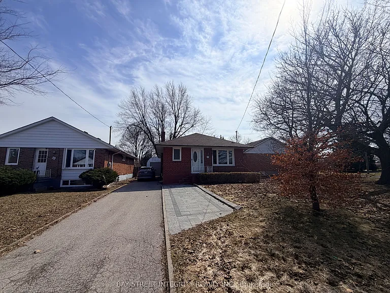 59 Christina Cres #BASEMENT — Photo 13