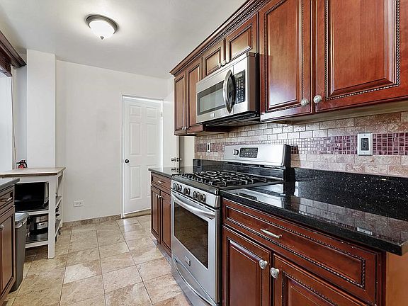 3rd image of 211-10 18th Ave APT 1H