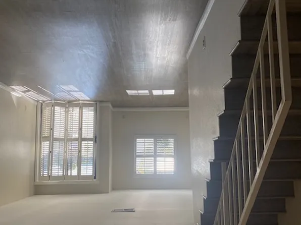 121 S Pacific Ave #206, Glendale, CA 91204