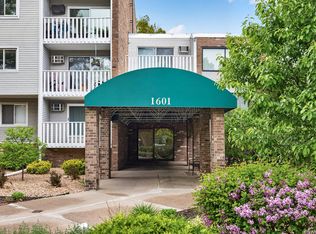 1601 N Innsbruck Dr APT 379, Minneapolis, MN 55432