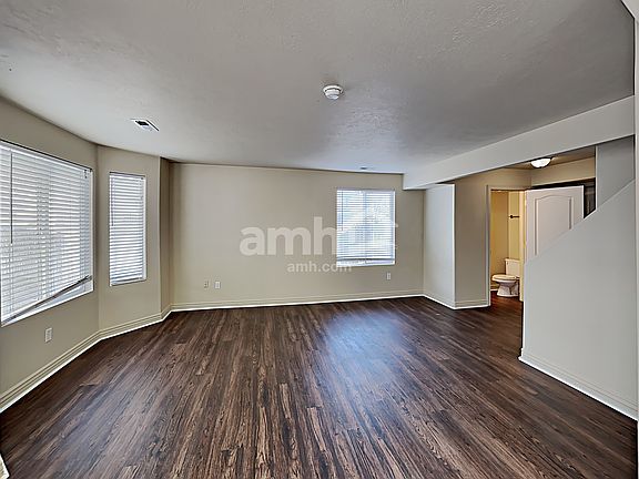 3rd image of 112 N Cameron St