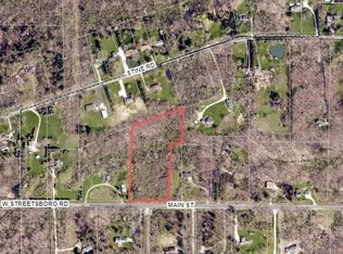 Main St, Peninsula, OH 44264