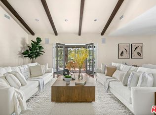 4019 Rogen Dr, Encino, CA 91436