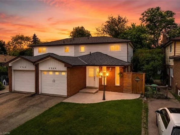 2350 Gareth Rd, Mississauga, ON L5B 1Z5