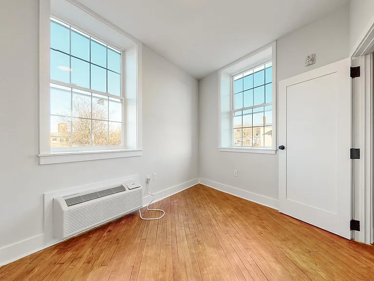 Fleetwood Lofts — Photo 35