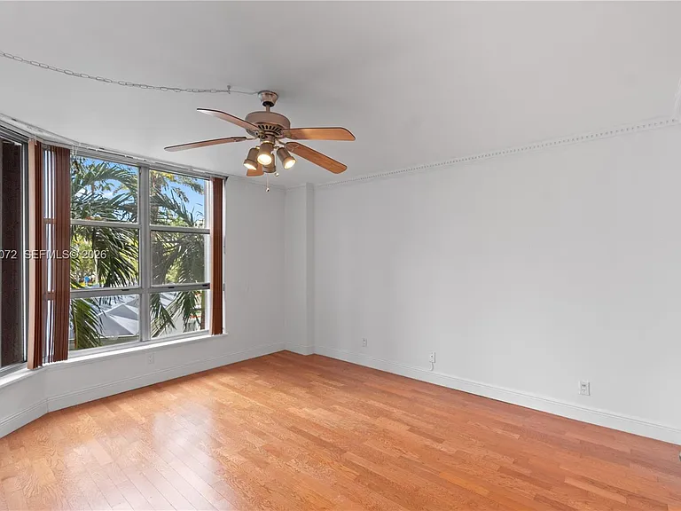 3600 Mystic Pointe Dr #310 — Photo 11