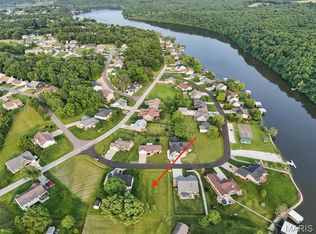 10868 Magnolia Dr, Foristell, MO