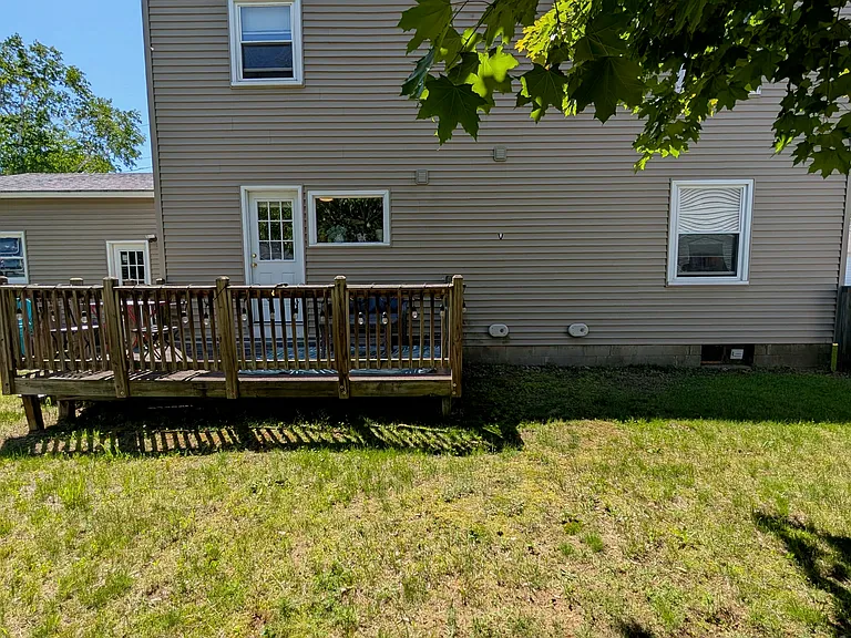57 Clover Ln #1 — Photo 23