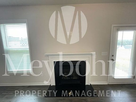 5th image of 778 Courtland Dr