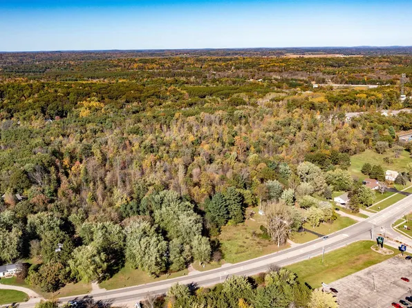 E1912 State Road 54, Waupaca, WI 54981