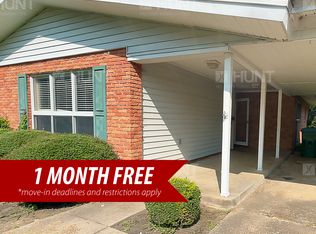 6080 Polaris Dr, Millington, TN 38053