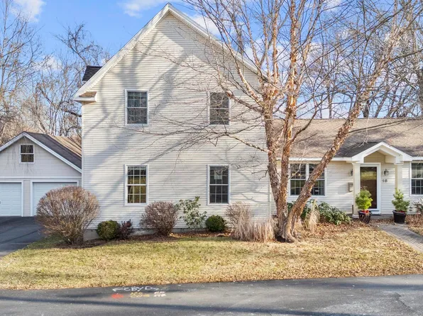 18 Hobart Street, Farmington, CT 06032