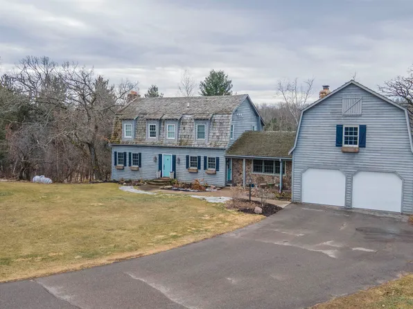 8716 Fountain Grove Rd, Amherst, WI 54406