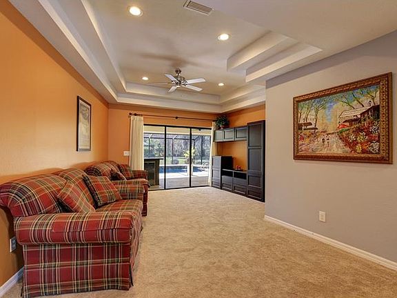 4th image of 3318 Westmoreland Dr