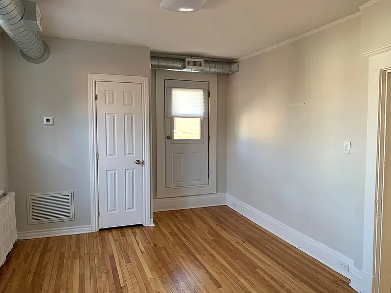 38 Monk St — Photo 14