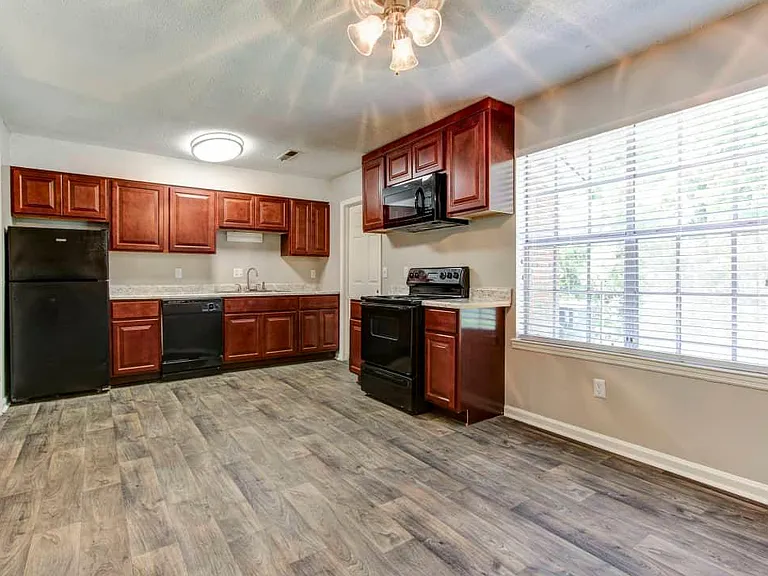 4747 Lambs Rd — Photo 4