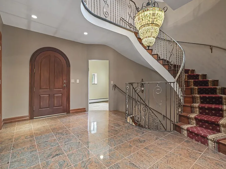 133 Montanesca Rd — Photo 15