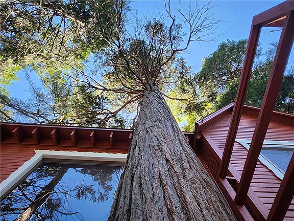 3rd image of 23727 Bowl Rd