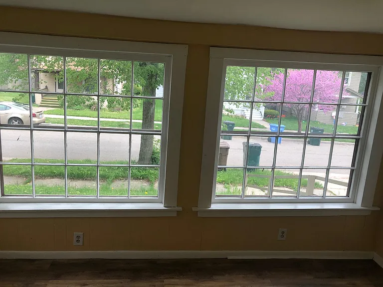 915 Wisconsin Ave — Photo 2