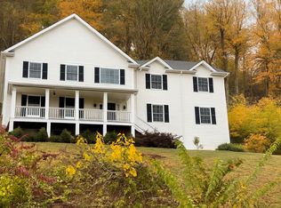 71 Ledges Rd, Ridgefield, CT 06877