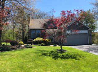 11 Gable Crest Dr, Pittston Township, PA 18640