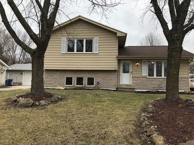 8517 Crestview Dr, Des Moines, IA, 50320