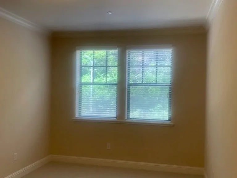 300 Laguna Honda Blvd — Photo 10