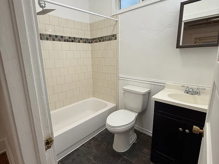 308 E Callender St — Photo 15