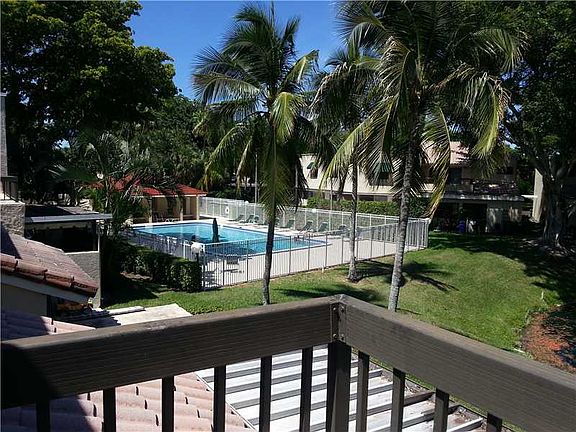 3rd image of 441 NW 36th Ave #441