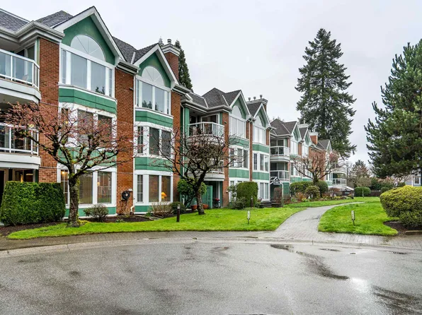 1675 Augusta Ave #108, Burnaby, BC V5A 4S8