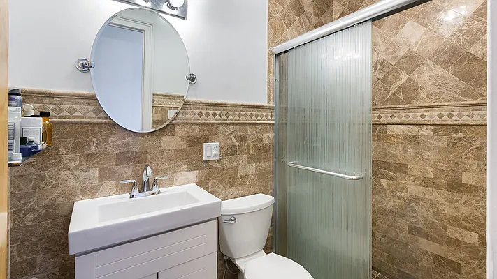 Rented by Garfield Realty  | media 34