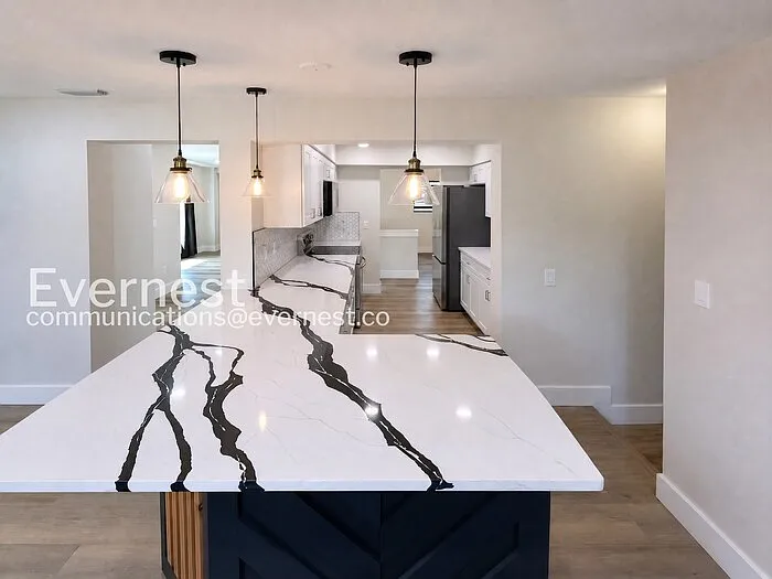 5908 S Manhattan Ave — Photo 5